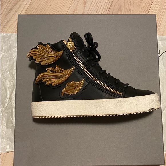 💥Giuseppe Zanotti sneakers💥 - Picture 2 of 5